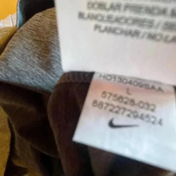 Nike Scoop back athletic top size L gray - Picture 3 of 3